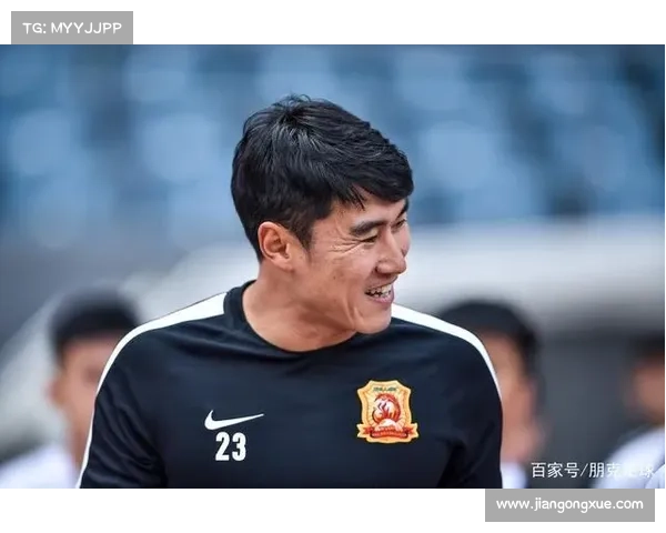 K联赛老将李青龙宣布赛季后退役未来将转型教练身份开启新篇章 K联赛老将李青龙宣布赛季后退役未来将转型教练身份开启新篇章